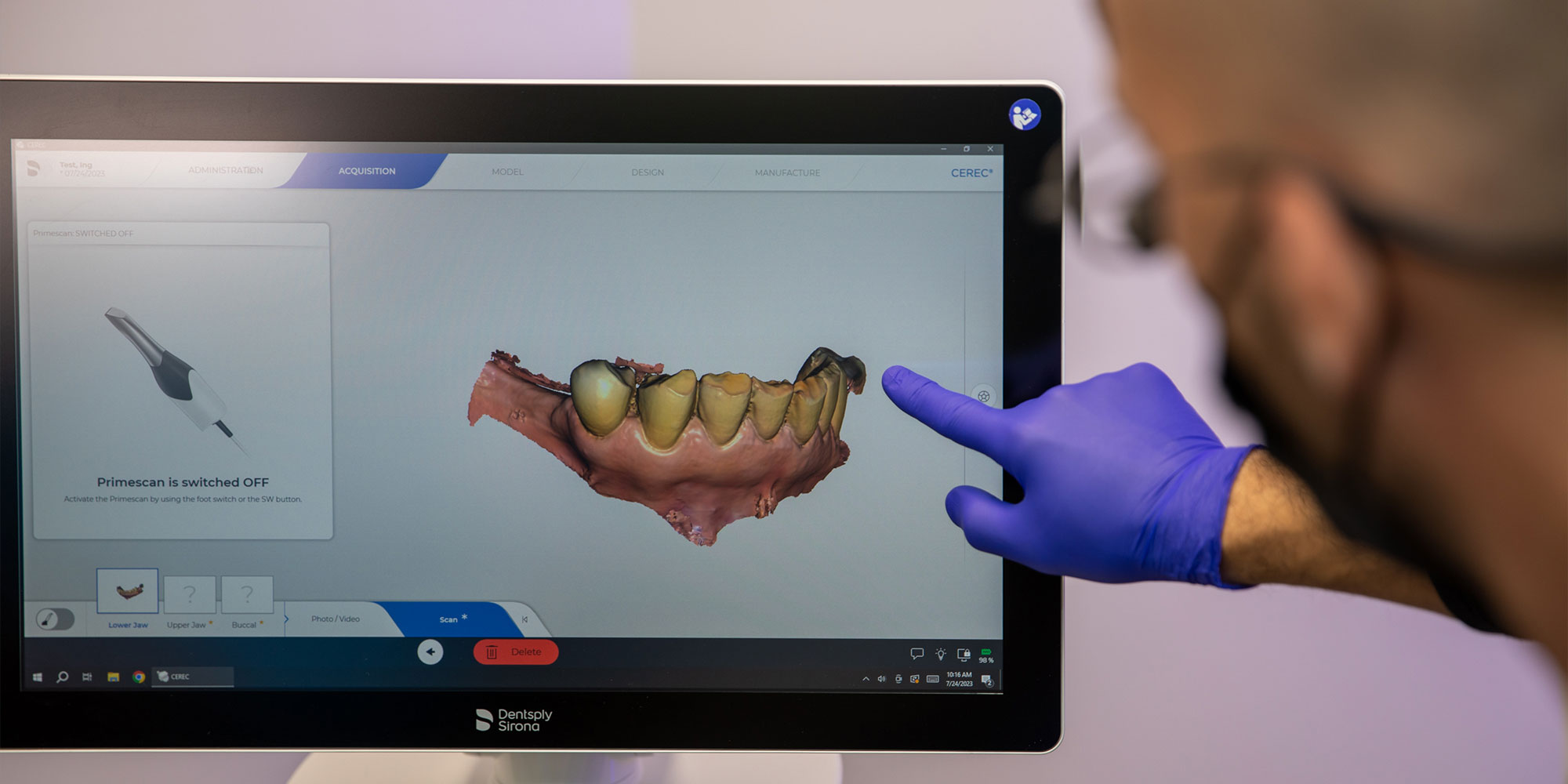 doctor presenting patient digital imaging for dental procedure